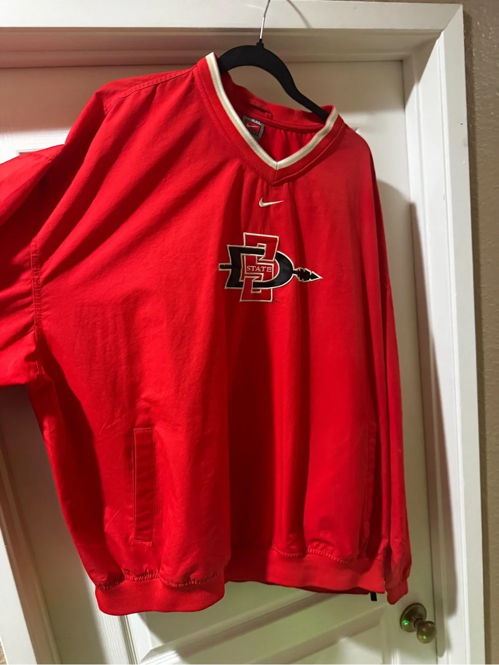 Nike lightweight pullover